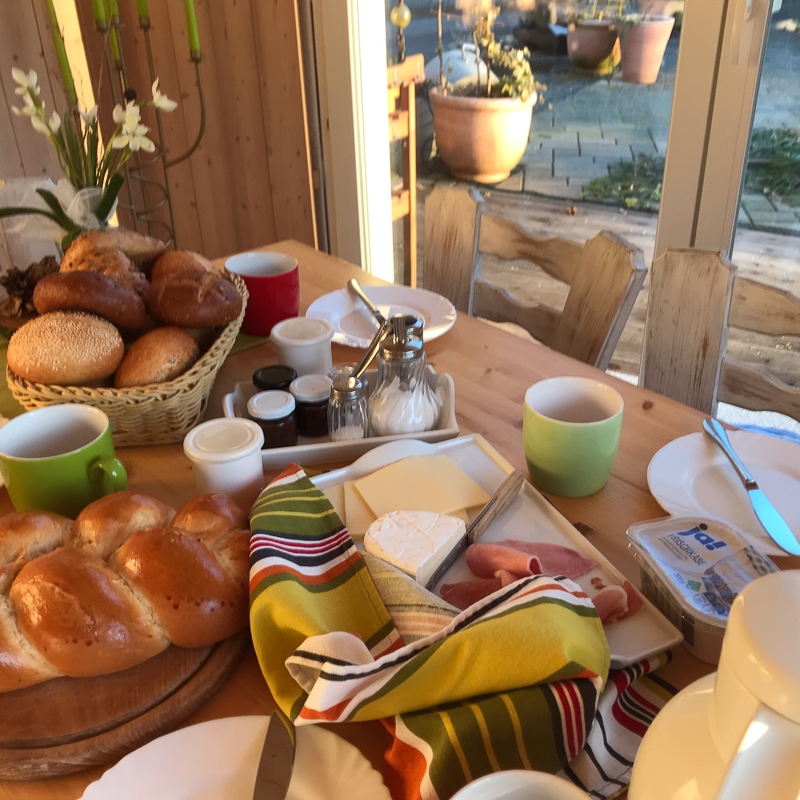 Frühstück I alles für einen guten Start ' Übernachten in der Pension Mausmühle im Westerwald